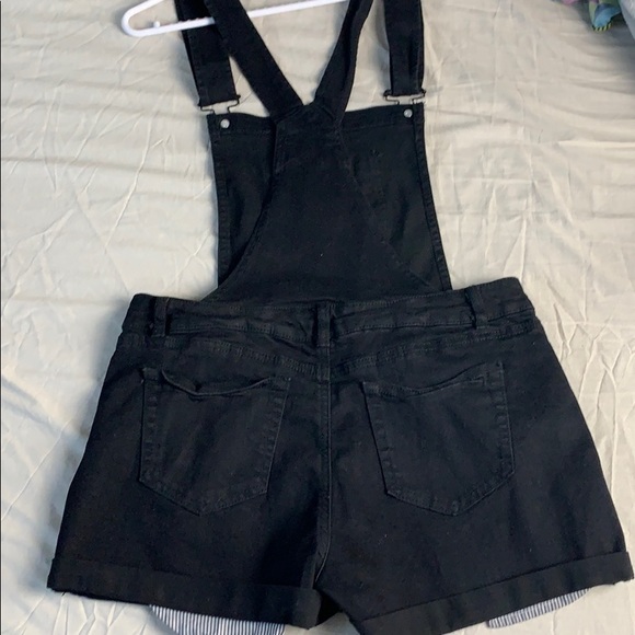Black distressed curved shortall - Picture 2 of 7
